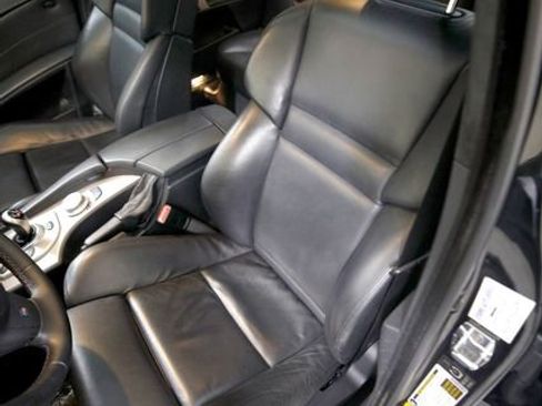 Used 2006 BMW M5 image 8