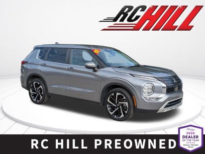 Used 2023 Mitsubishi Outlander SE