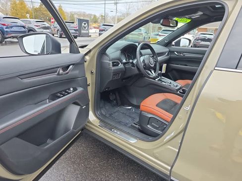 Certified 2025 MAZDA CX-5 Carbon Edition image 11