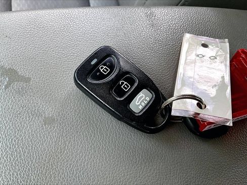 Used 2020 Hyundai Elantra SEL FWD image 34