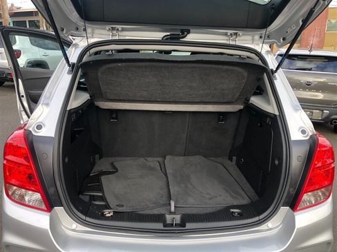 Used 2019 Chevrolet Trax LS FWD image 8