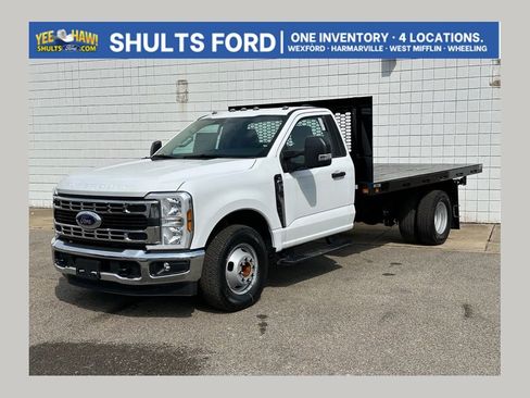 New 2025 Ford F350 XL w/ XL Chrome Package RWD image 1
