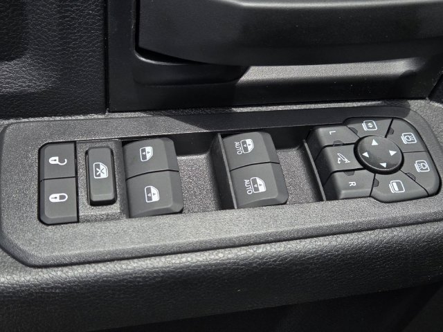 New 2026 RAM 2500 Tradesman AWD/4WD image 23