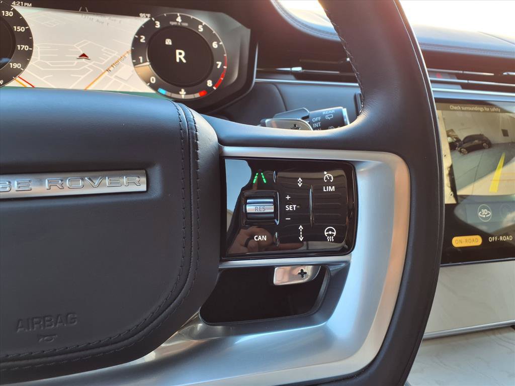 Used 2024 Land Rover Range Rover SV AWD/4WD image 24
