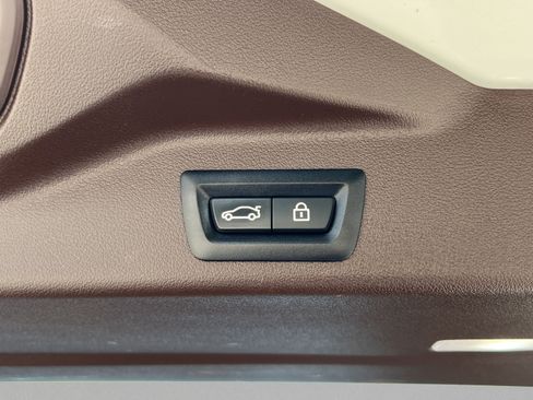Used 2019 BMW X5 xDrive40i AWD/4WD image 28