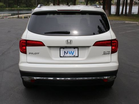 Used 2018 Honda Pilot Elite image 37