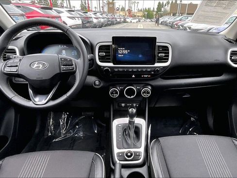 Certified 2023 Hyundai Venue Limited image 11