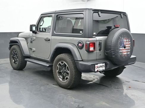 Used 2022 Jeep Wrangler Sport image 8