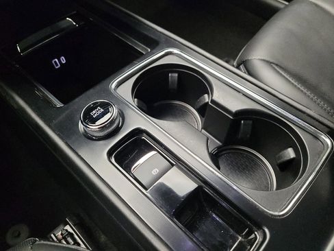 Used 2022 Lincoln Corsair AWD w/ Equipment Group 101A image 26