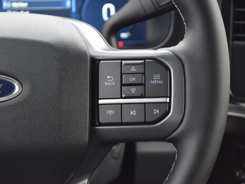 New 2026 Ford F250 Lariat w/ Chrome Package image 10