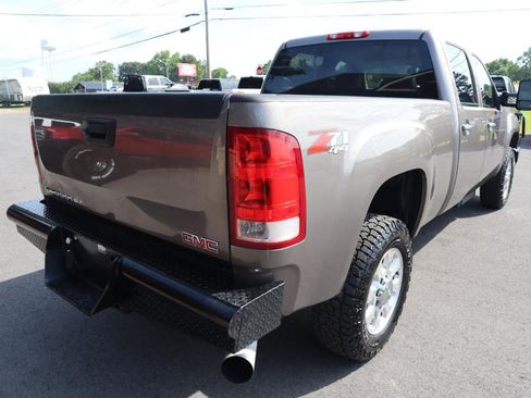 Used 2013 GMC Sierra 2500 SLT w/ SLT Convenience Package AWD/4WD image 5