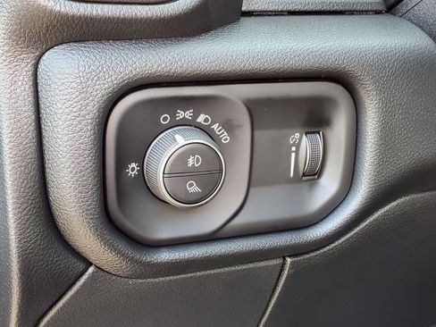 New 2026 RAM 2500 Tradesman AWD/4WD image 7