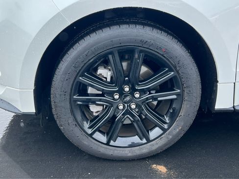 Certified 2023 Ford Edge ST-Line AWD/4WD image 13