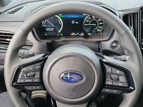 Used 2025 Subaru Forester Touring image 4