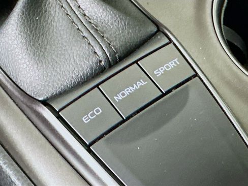 Used 2023 Toyota Camry SE FWD image 24