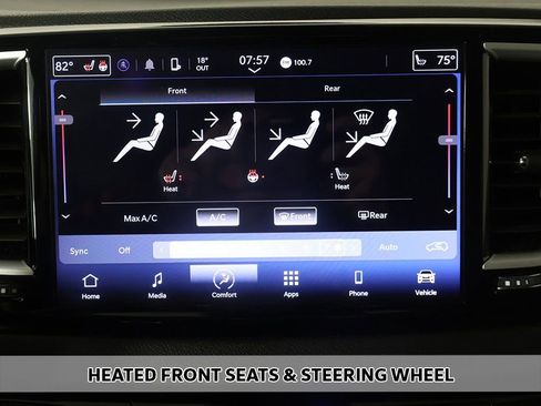 Used 2024 Chrysler Pacifica Touring-L FWD image 6