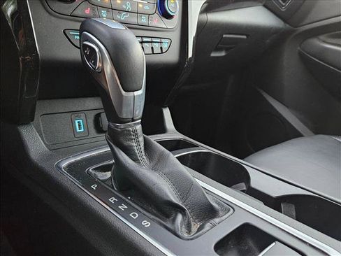 Used 2019 Ford Escape Titanium FWD image 10