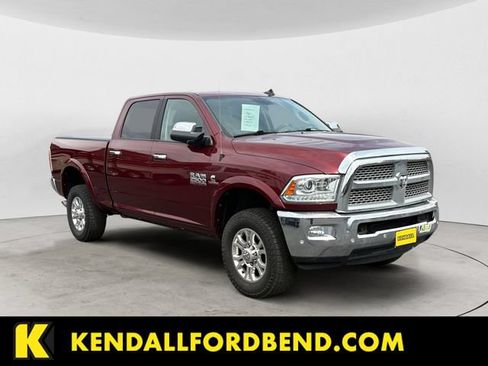Used 2017 RAM 2500 Laramie w/ Convenience Group AWD/4WD image 3