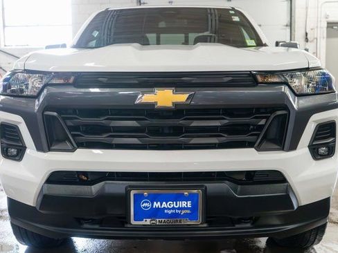 Used 2023 Chevrolet Colorado LT w/ LT Convenience Package AWD/4WD image 3