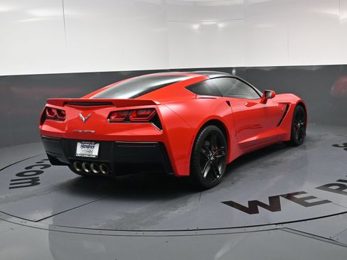 Used 2015 Chevrolet Corvette Stingray Coupe w/ 3LT Preferred Equipment Group RWD image 9