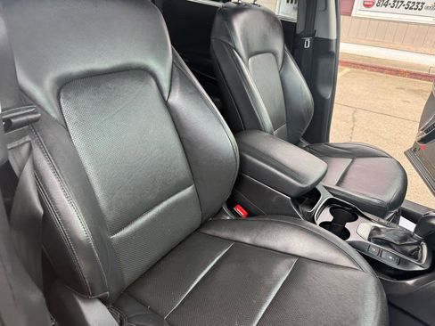 Used 2018 Hyundai Santa Fe Limited image 63