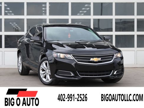 Used 2017 Chevrolet Impala LT FWD image 1