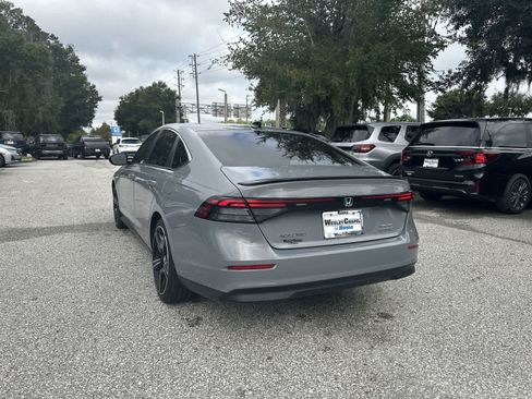 Used 2024 Honda Accord Sport image 4