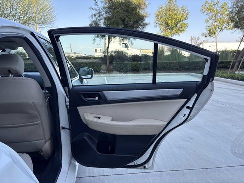 Used 2017 Subaru Legacy 2.5i Premium AWD/4WD image 14