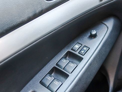 Used 2013 INFINITI G37 x Sedan w/ Premium Pkg image 8