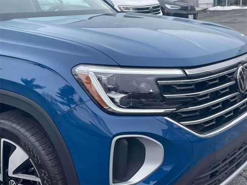 New 2025 Volkswagen Atlas SEL image 10
