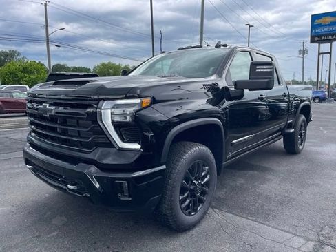 New 2026 Chevrolet Silverado 3500 High Country w/ High Country Premium Package AWD/4WD image 19