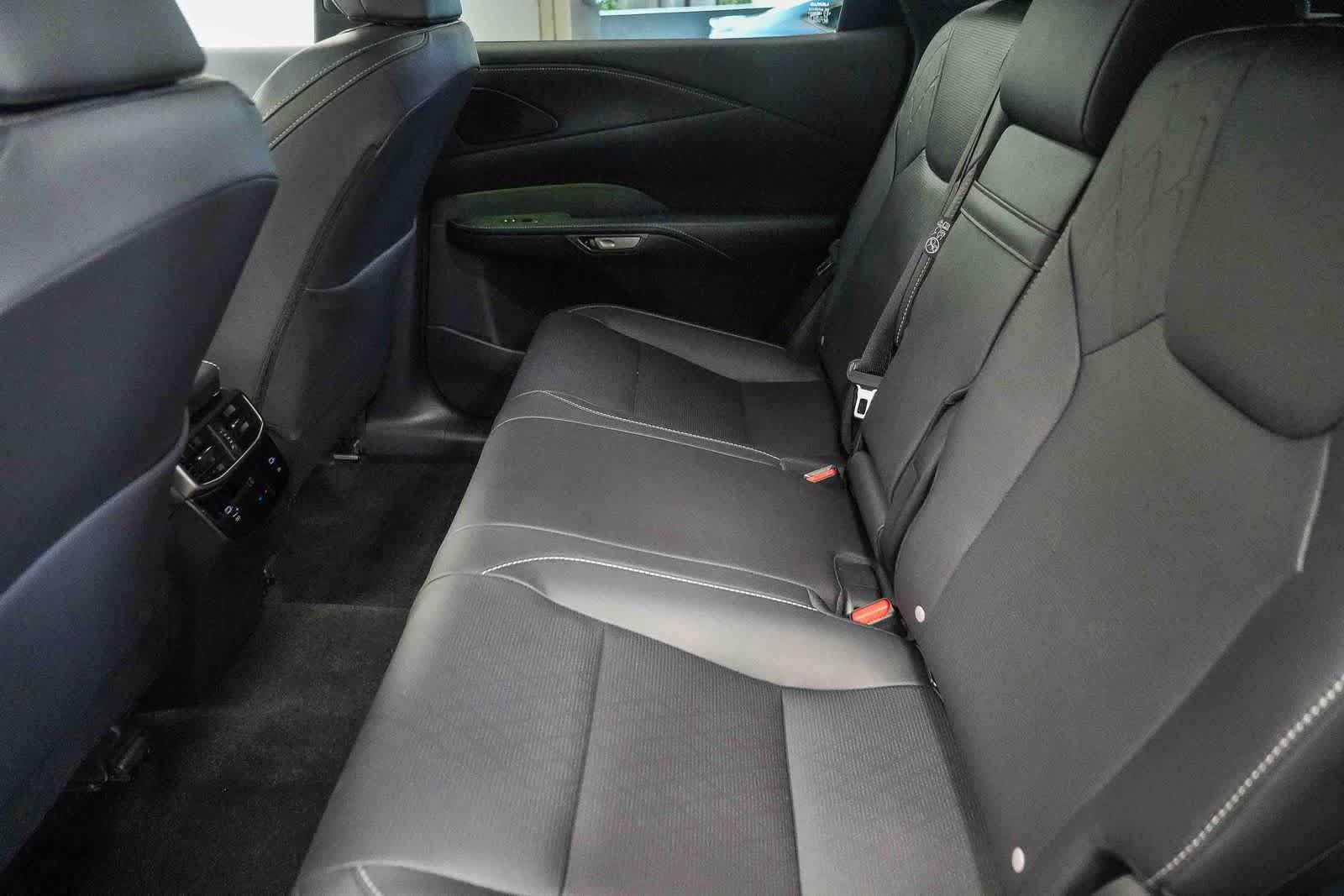 Used 2025 Lexus RX 350 Premium Plus FWD image 18