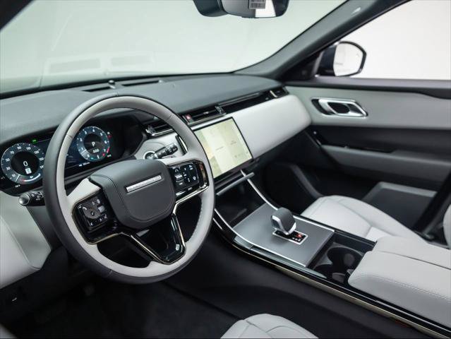 New 2026 Land Rover Range Rover Velar S AWD/4WD image 17