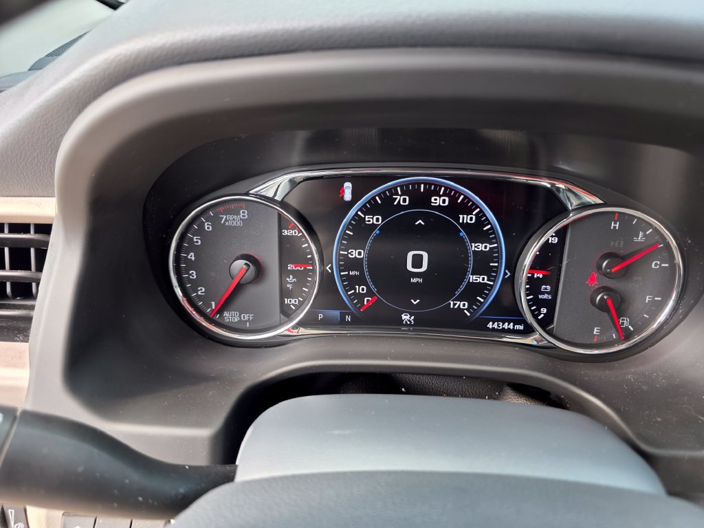 Used 2021 GMC Acadia Denali w/ Denali Ultimate Package AWD/4WD image 11