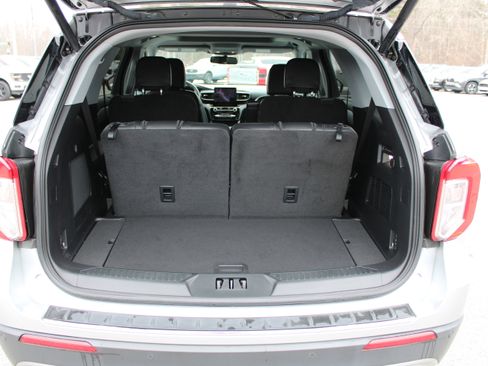 Certified 2021 Ford Explorer Limited w/ Equipment Group 301A image 14