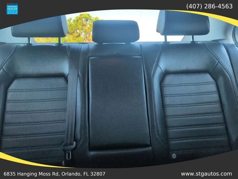 Used 2015 Volkswagen Jetta SEL image 28