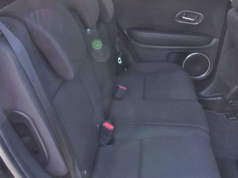 Used 2017 Honda HR-V EX image 29