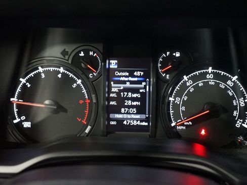 Certified 2023 Toyota 4Runner SR5 Premium w/ Moonroof Package image 16