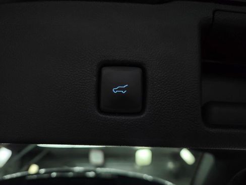 Used 2021 Ford Escape Titanium w/ Titanium Elite Package FWD image 41