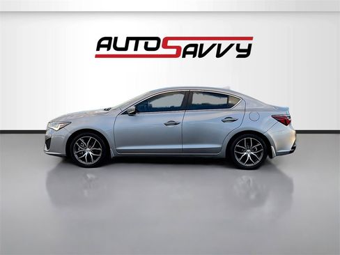 Used 2020 Acura ILX w/ Technology Package image 4