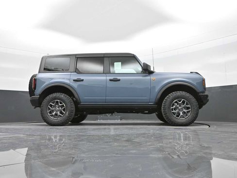 New 2025 Ford Bronco Badlands image 64