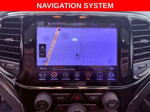 Used 2019 Jeep Grand Cherokee Limited w/ Luxury Group II image 9