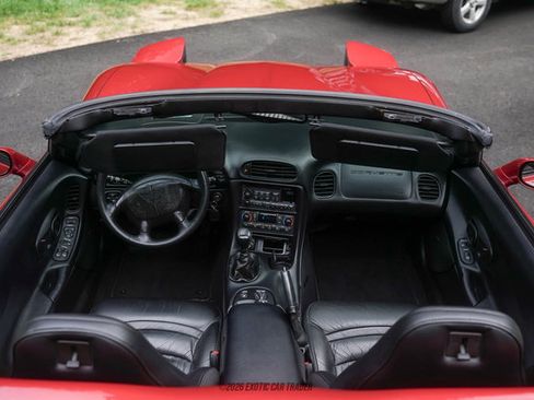 Used 2004 Chevrolet Corvette Convertible w/ Preferred Equipment Group RWD image 65