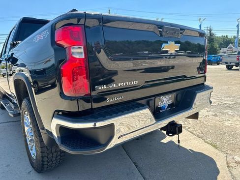 Used 2024 Chevrolet Silverado 3500 LTZ w/ LTZ Plus Package AWD/4WD image 49