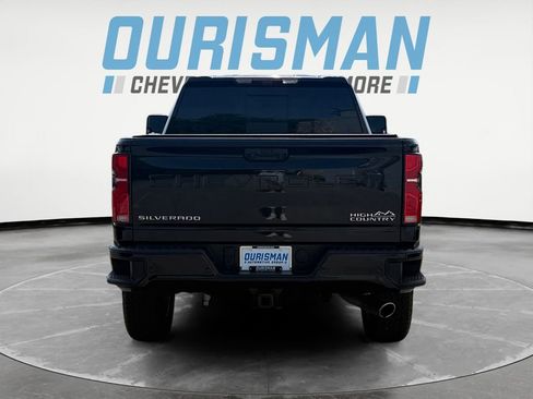 Used 2025 Chevrolet Silverado 2500 High Country w/ High Country Premium Package AWD/4WD image 5