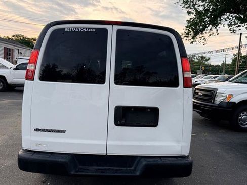 Used 2019 Chevrolet Express 3500 LS RWD image 8