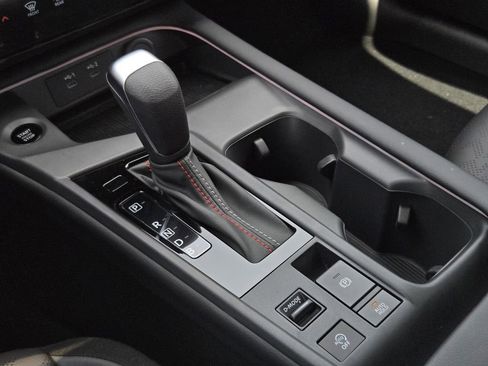 New 2026 Nissan Sentra SR FWD image 23