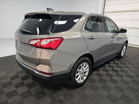 Used 2019 Chevrolet Equinox LT FWD image 4