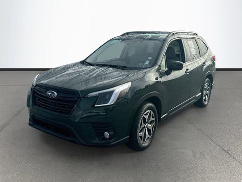 Certified 2023 Subaru Forester Premium AWD/4WD image 3