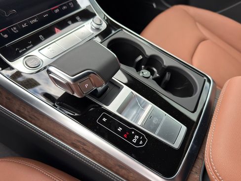 New 2026 Audi Q8 Premium Plus image 11